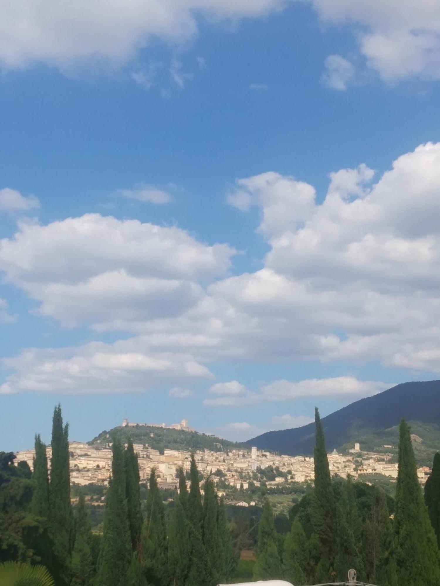 B&B Iris Assisi Dış mekan fotoğraf
